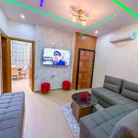 Veluxa - Luxury Holiday Homes - Centric Flat Tánger Exterior foto