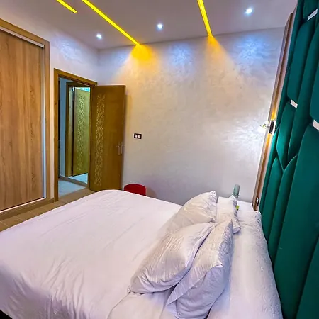 Veluxa - Luxury Holiday Homes - Centric Flat Tánger Exterior foto