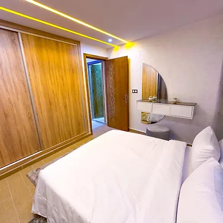 Veluxa - Luxury Holiday Homes - Centric Flat Tánger Exterior foto