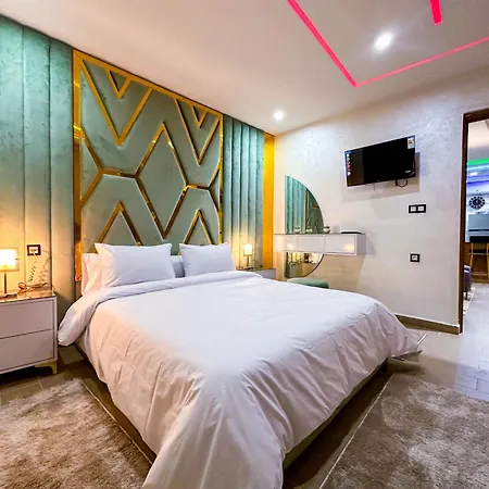 Veluxa - Luxury Holiday Homes - Centric Flat Tánger Exterior foto