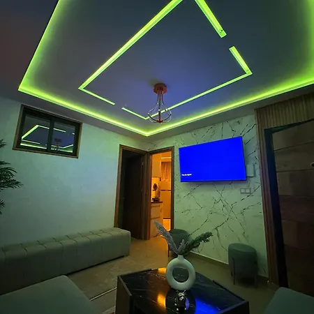 Veluxa - Luxury Holiday Homes - Centric Flat Tánger Habitación foto