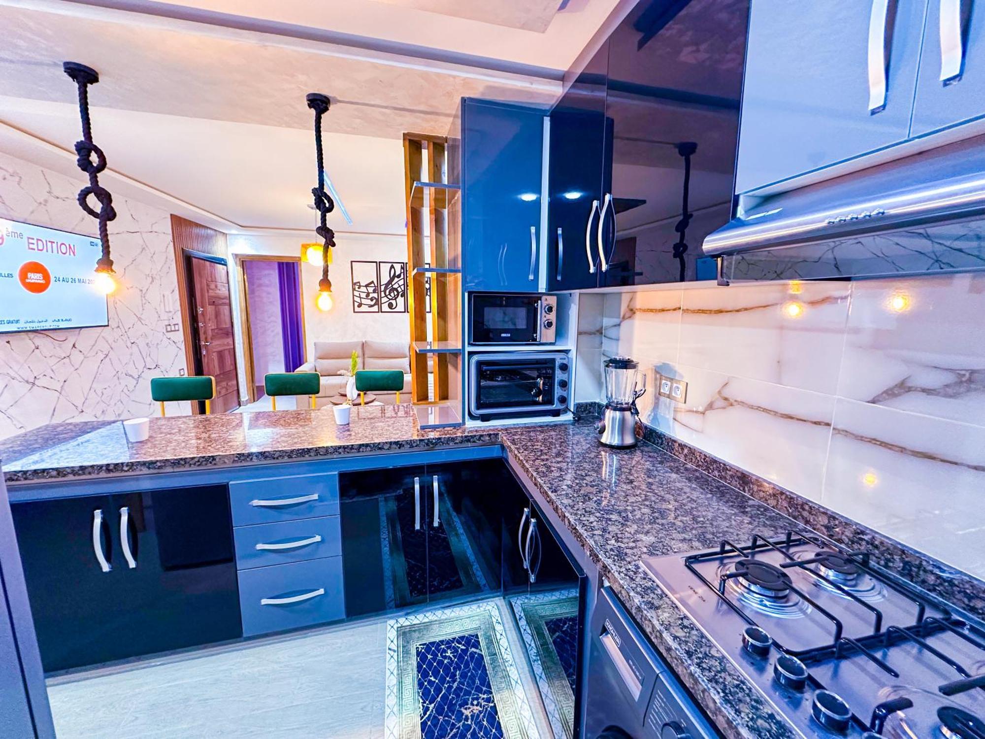 Veluxa - Luxury Homes - Centric Flat Apartment *