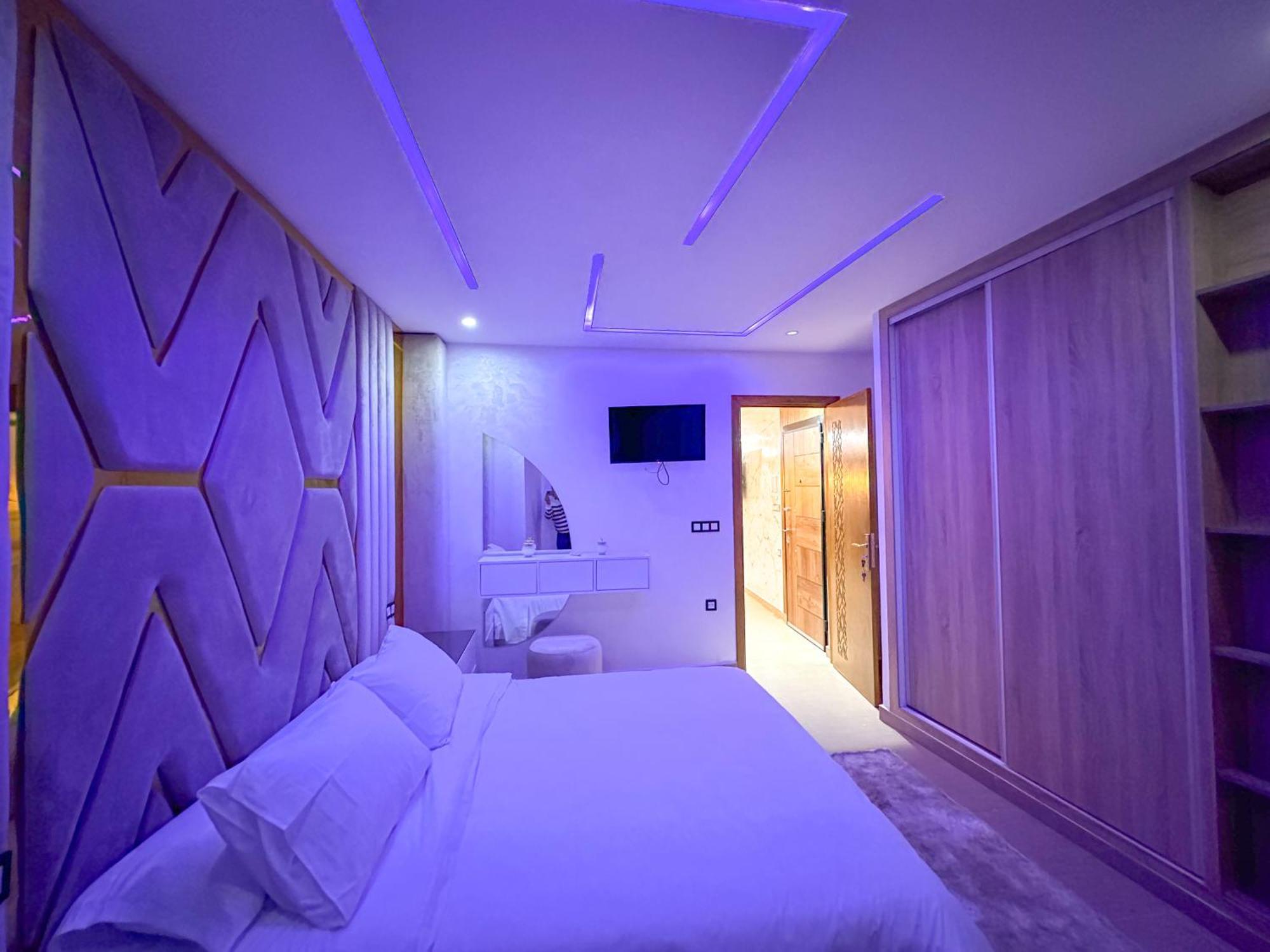 Veluxa - Luxury Homes - Centric Flat Apartment Tangier